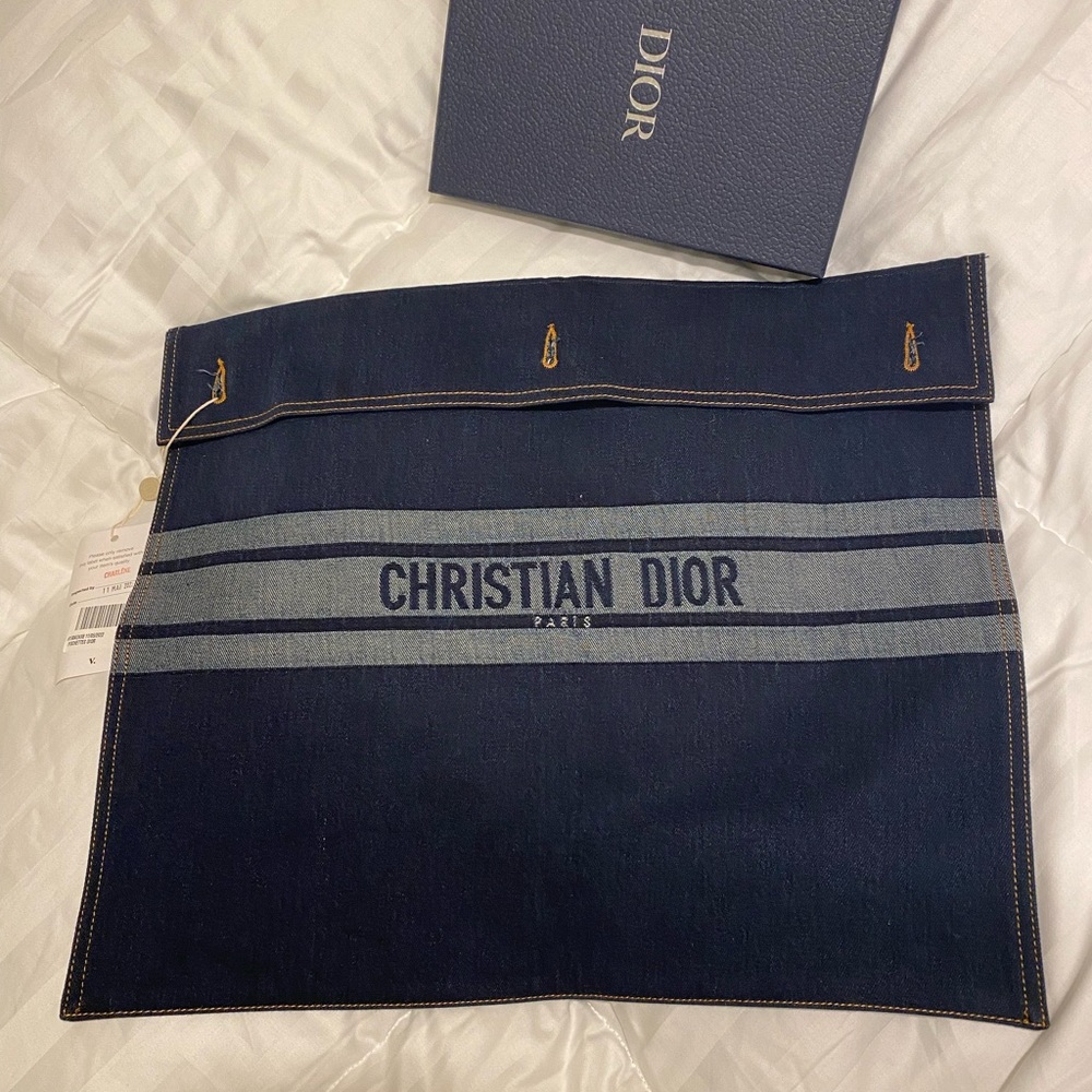 SOLD❌❌❌Dior large denim pouch